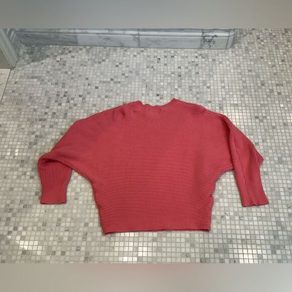 TECREW Women's Oversized Batwing Long Sleeve Pink Sweater - Picture 8 of 9